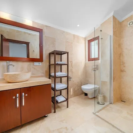 Secluded Luxury With Fabulous Sea Views Yesil Kelebek فيلة *